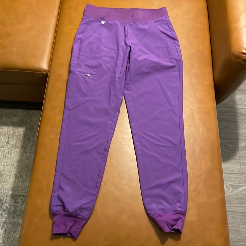 FIGS joggers purple